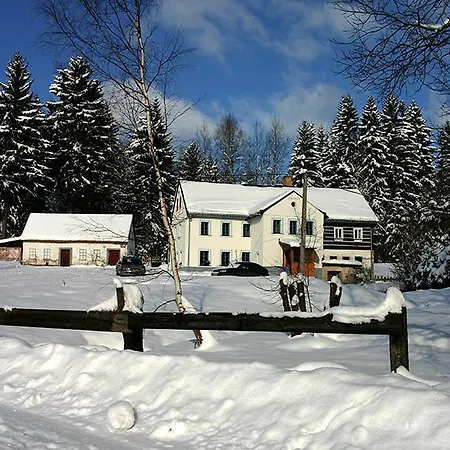 Jeleni Skladanka Lodge Lucany nad Nisou